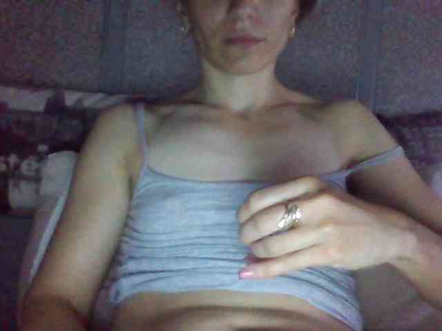 BabyLove4432 webcam