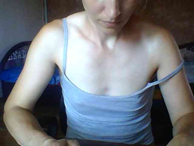 BabyLove4432 webcam