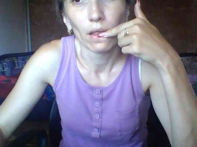 BabyLove4432 webcam