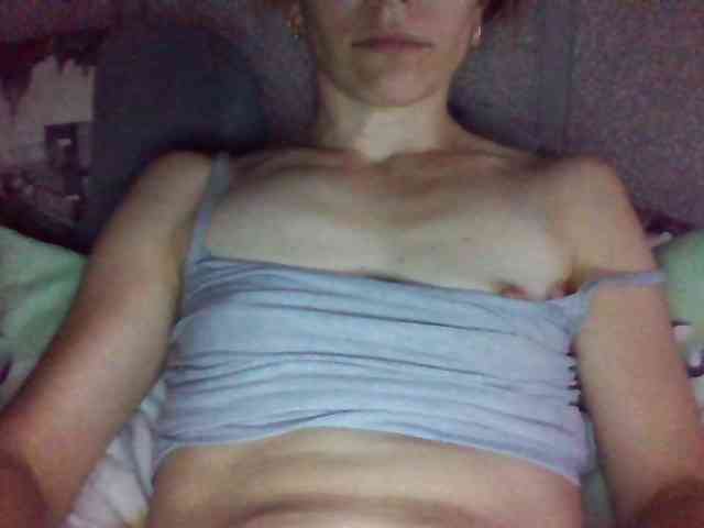 BabyLove4432 webcam