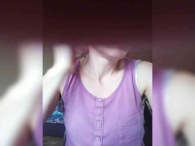 BabyLove4432 webcam
