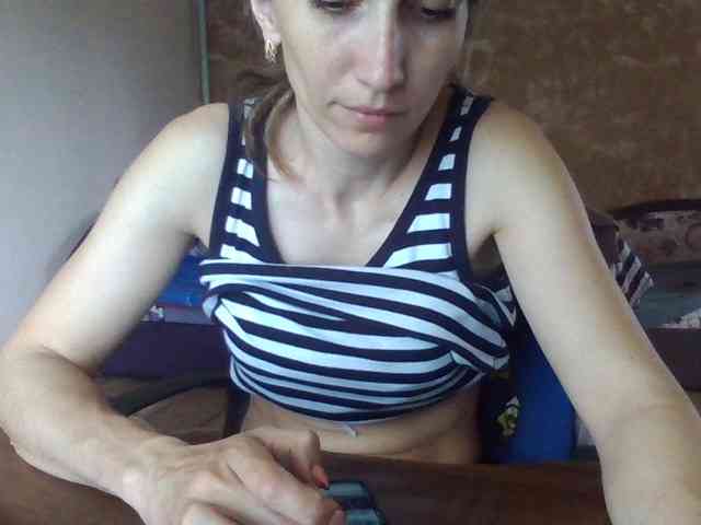 BabyLove4432 webcam