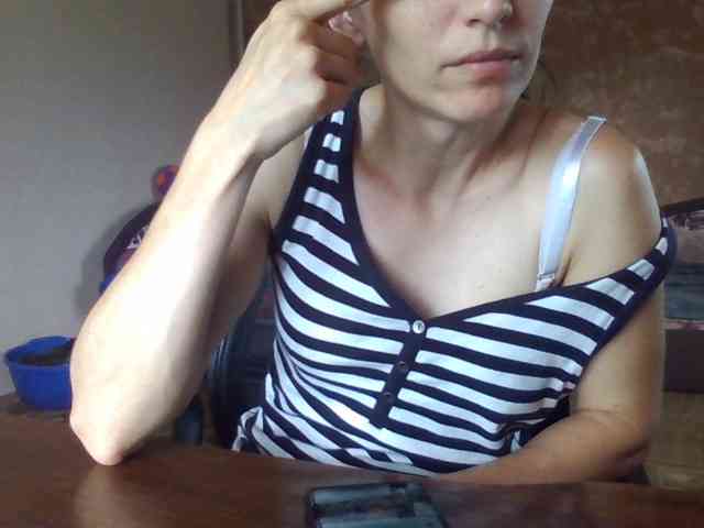 BabyLove4432 webcam