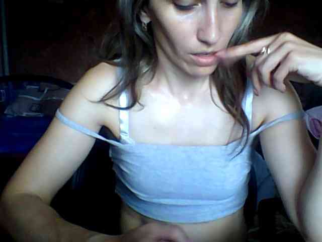 BabyLove4432 webcam