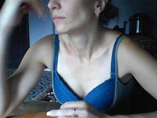 BabyLove4432's webcam live show