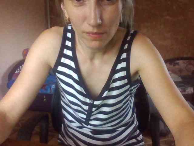 BabyLove4432 webcam