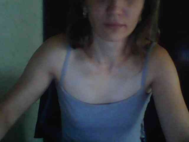 BabyLove4432 webcam