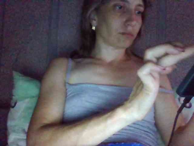 BabyLove4432 webcam