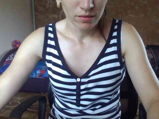 BabyLove4432 webcam