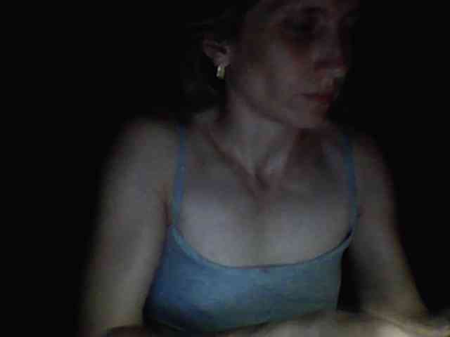 BabyLove4432 webcam