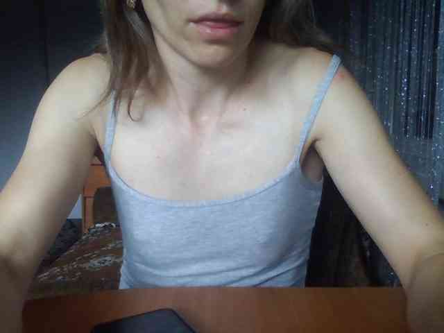 BabyLove4432 webcam