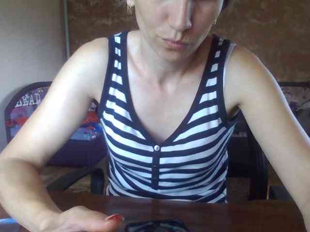 BabyLove4432 webcam