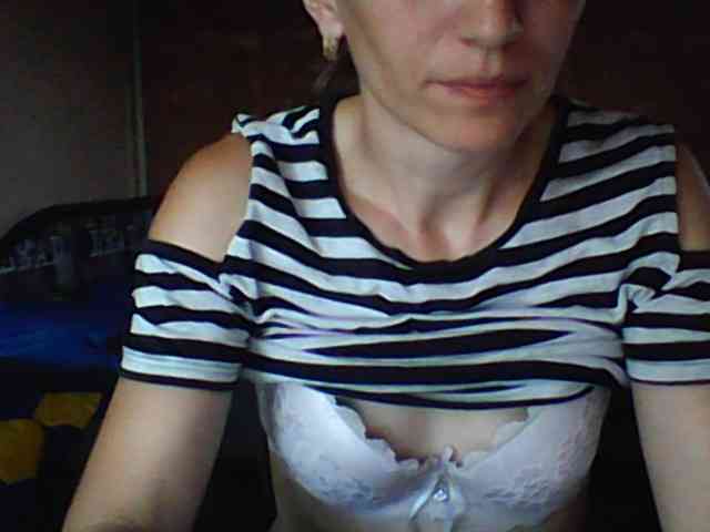BabyLove4432 webcam