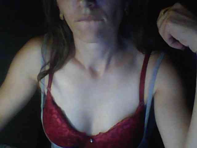 BabyLove4432 webcam