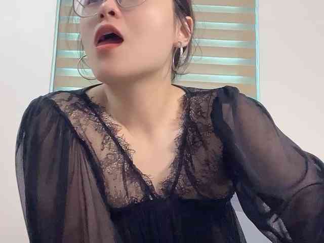 Selena295 webcam