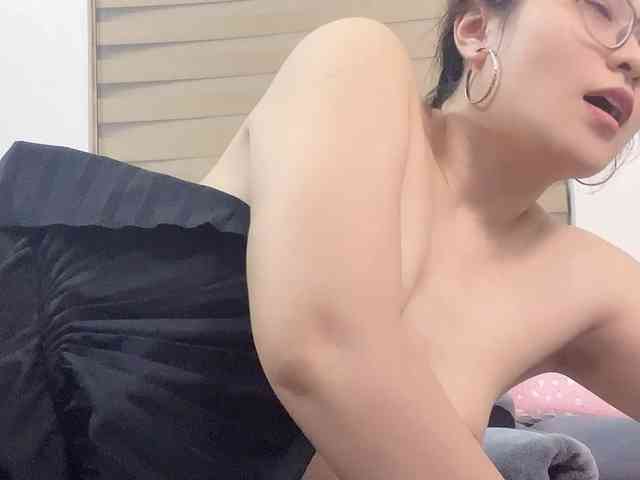Selena295 webcam