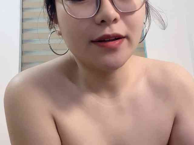 Selena295 webcam