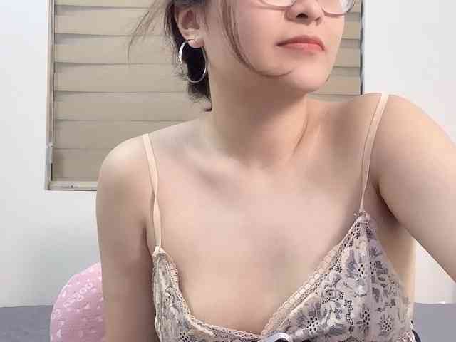 Selena295 webcam
