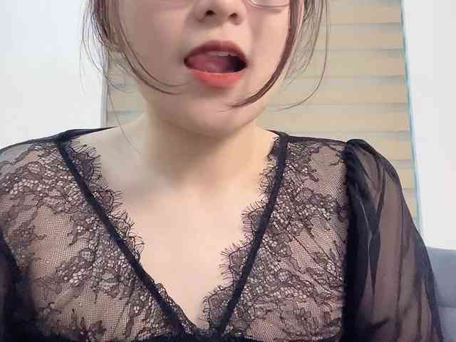 Selena295 webcam