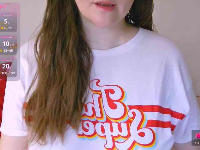 CurvyMasha webcam
