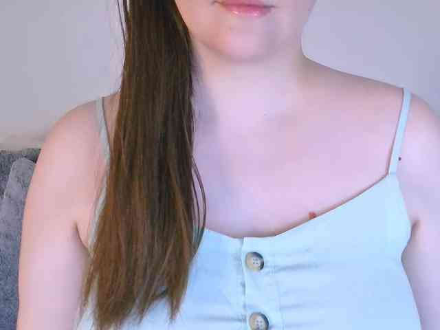 CurvyMasha webcam