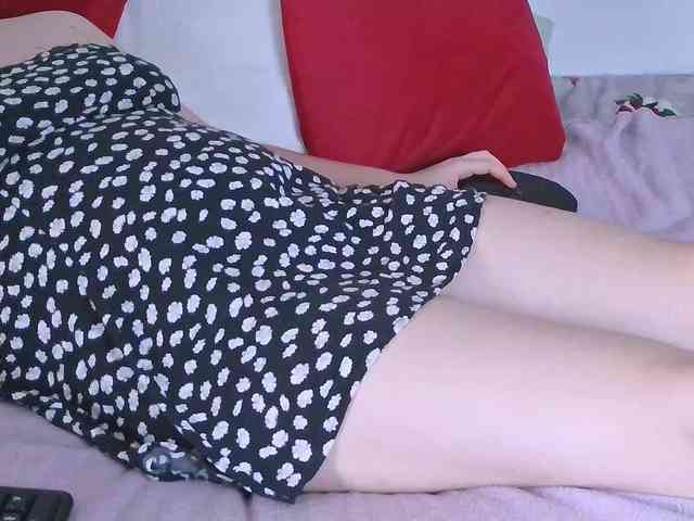CurvyMasha webcam