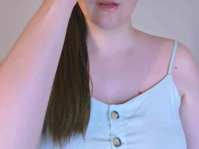 CurvyMasha webcam