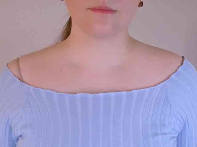 CurvyMasha webcam