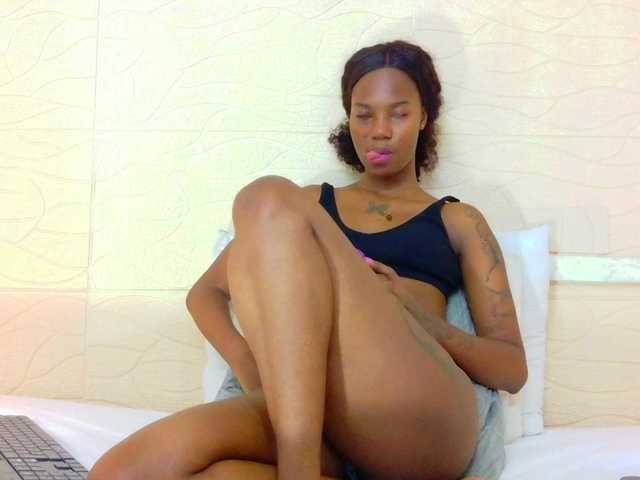 Slim-chocobar18's BongaCams show and profile