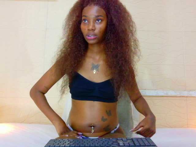 Slim-chocobar18's BongaCams show and profile