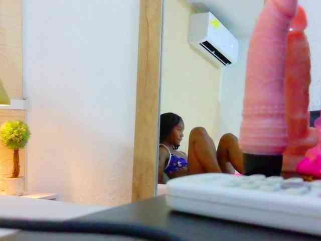 Slim-chocobar18 webcam