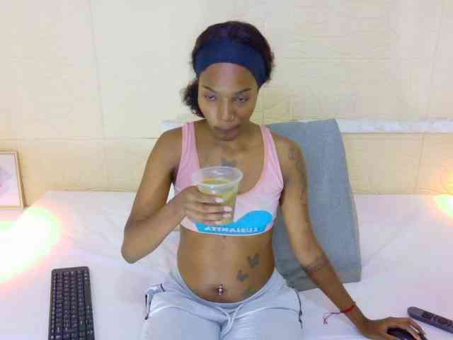 Slim-chocobar18 webcam