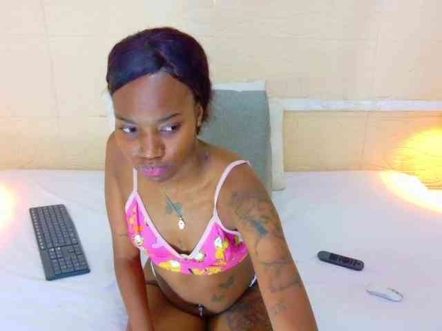 Slim-chocobar18 webcam