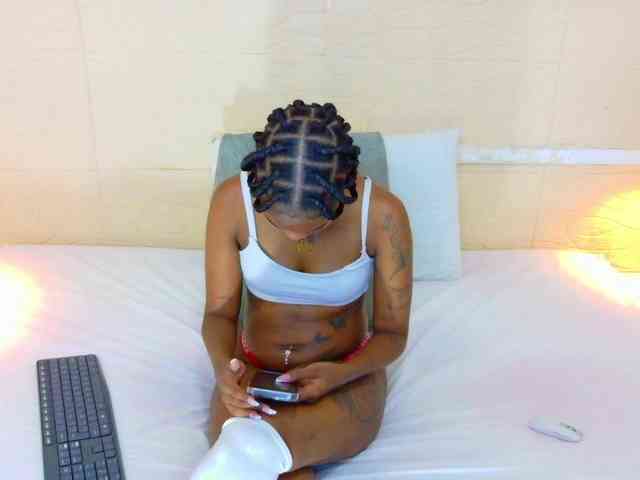 Slim-chocobar18 webcam