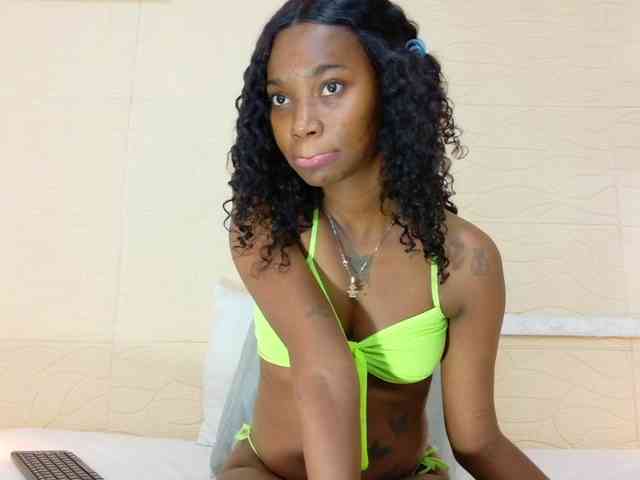Slim-chocobar18 webcam