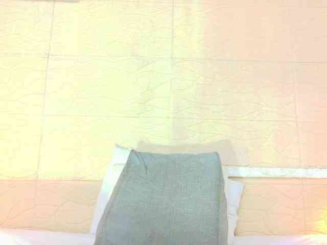 Slim-chocobar18 webcam