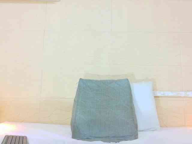 Slim-chocobar18 webcam