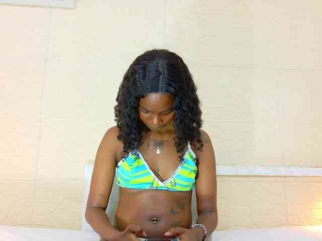 Slim-chocobar18 webcam