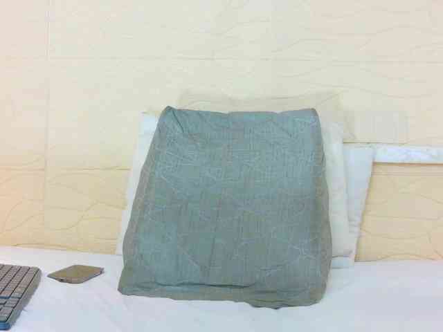 Slim-chocobar18 webcam