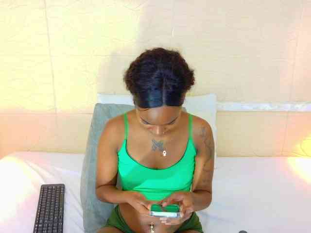 Slim-chocobar18 webcam