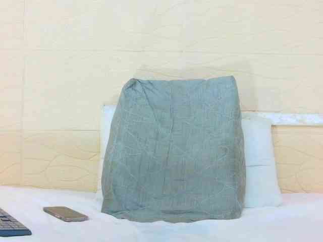 Slim-chocobar18 webcam