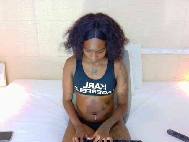 Slim-chocobar18 webcam