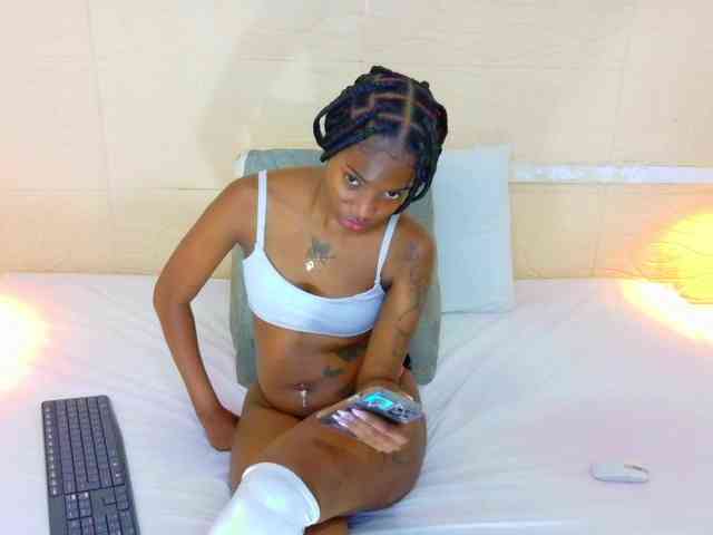 Slim-chocobar18 webcam