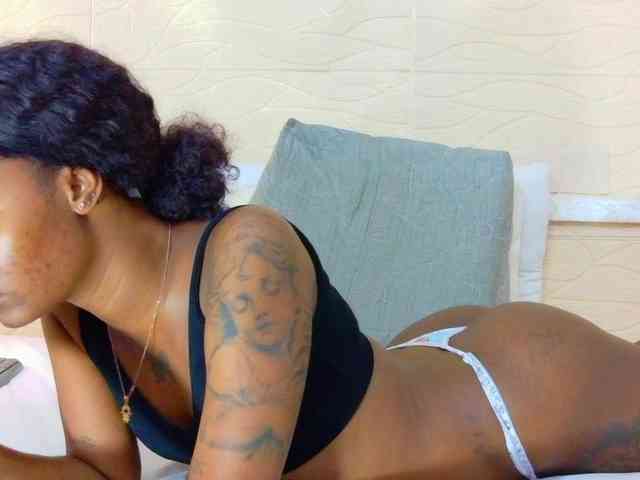 Slim-chocobar18 webcam