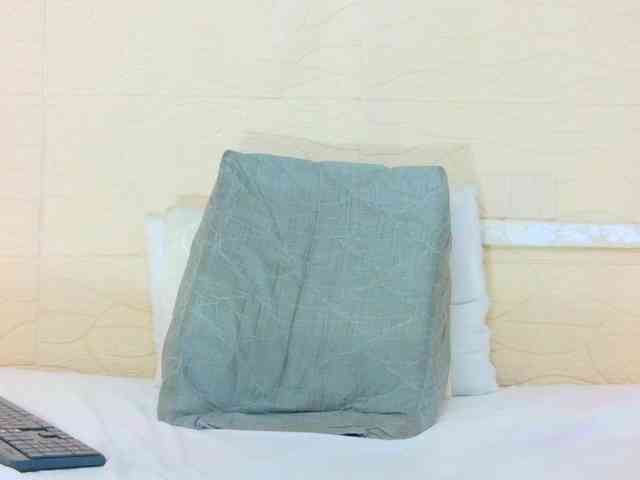 Slim-chocobar18 webcam