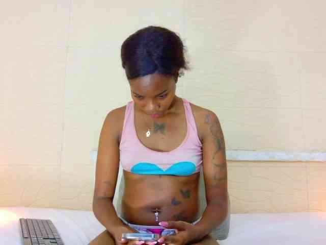 Slim-chocobar18 webcam