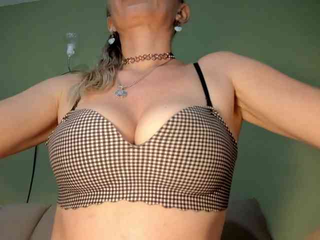 Mspurrfect webcam