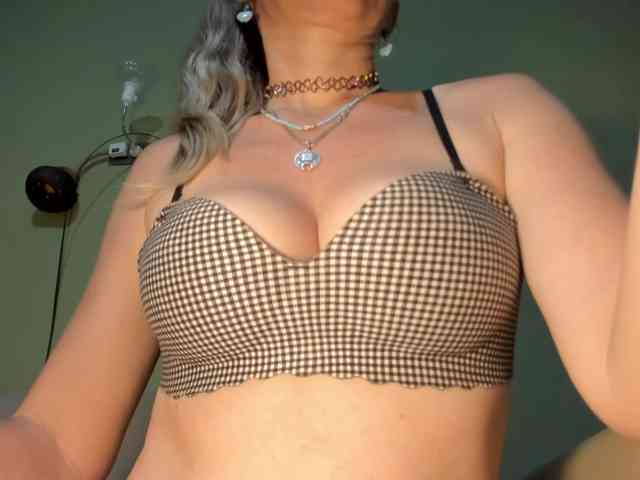 Mspurrfect webcam