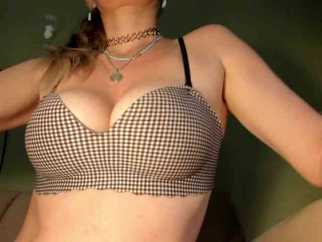 Mspurrfect webcam