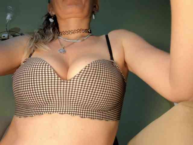 Mspurrfect webcam
